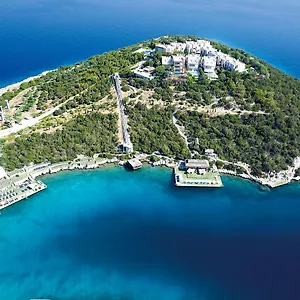 Hilton Bodrum Turkbuku & Resort